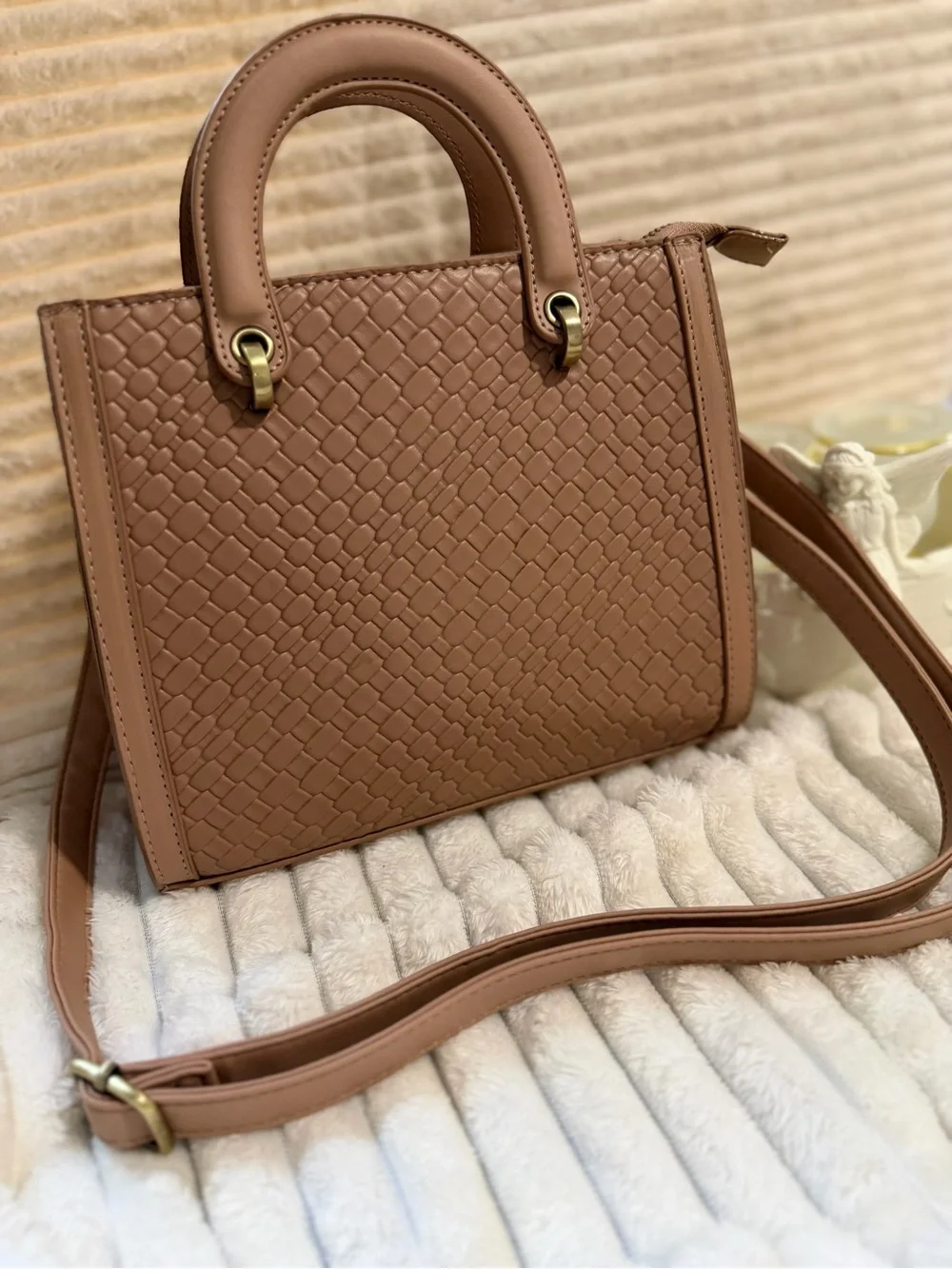 Classic Woven-Texture Tote Bag in Light Brown